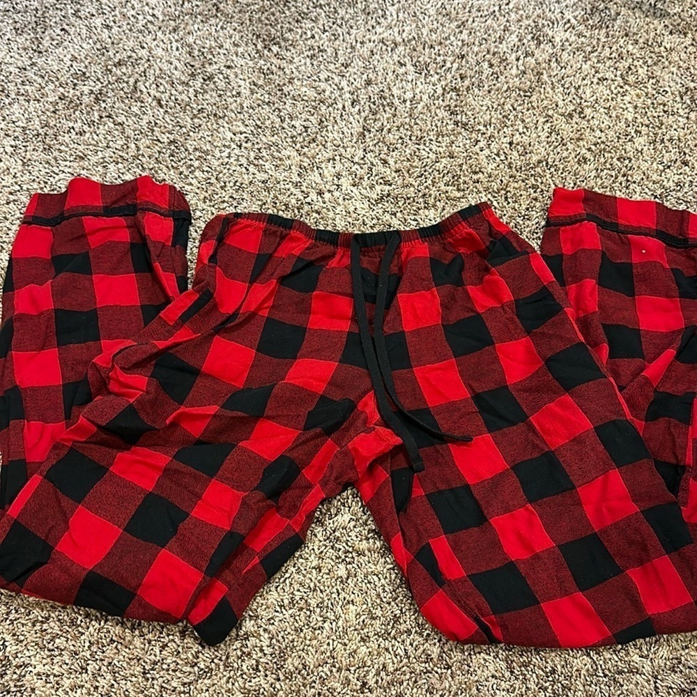RED AND BLACK PLAID TIE WAIST PAJAMA BOTTOMS
